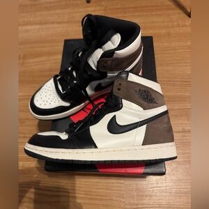 Nike air jordan 1 mocha sz 7y used 🟤⚫️